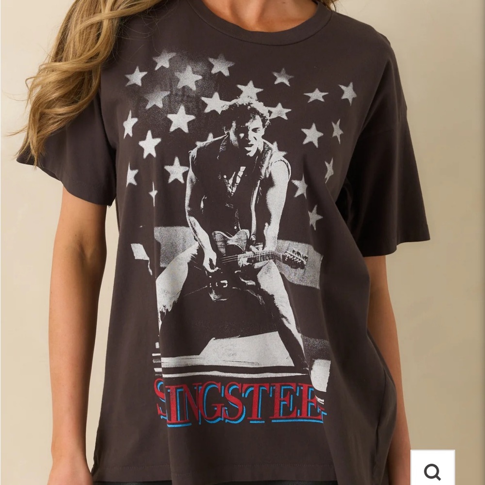 Day Dreamer Tee -